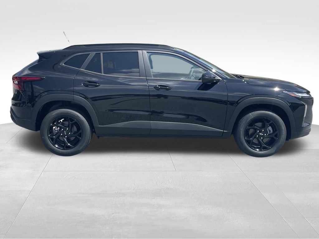 New 2026 Chevrolet Trax LT w/ Driver Confidence Package FWD video 2