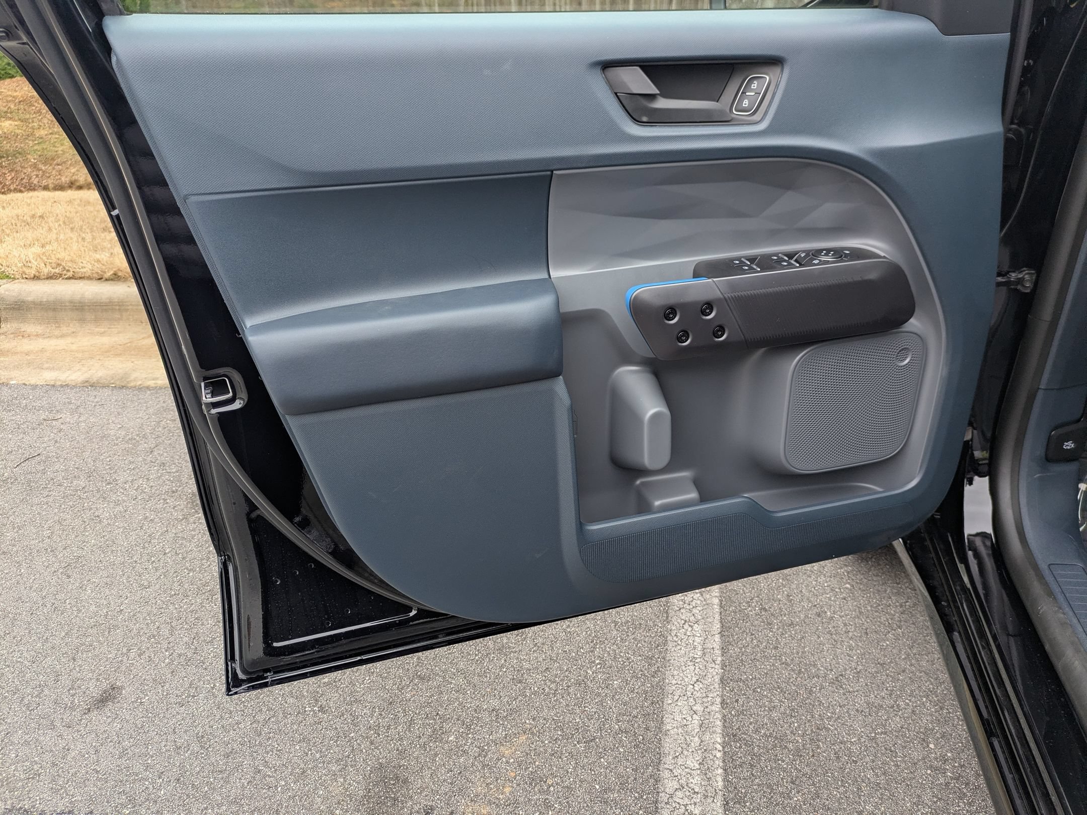 New 2026 Ford Maverick Lobo AWD/4WD image 9