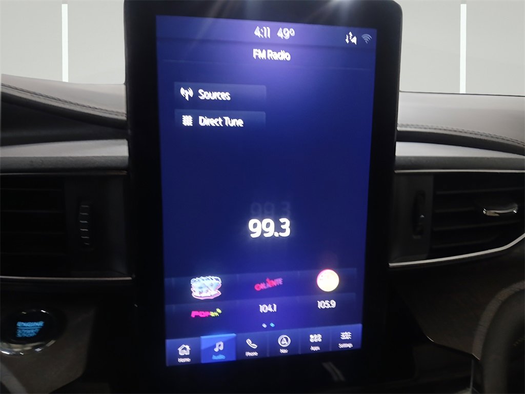 Used 2023 Ford Explorer Platinum w/ Technology Package image 12