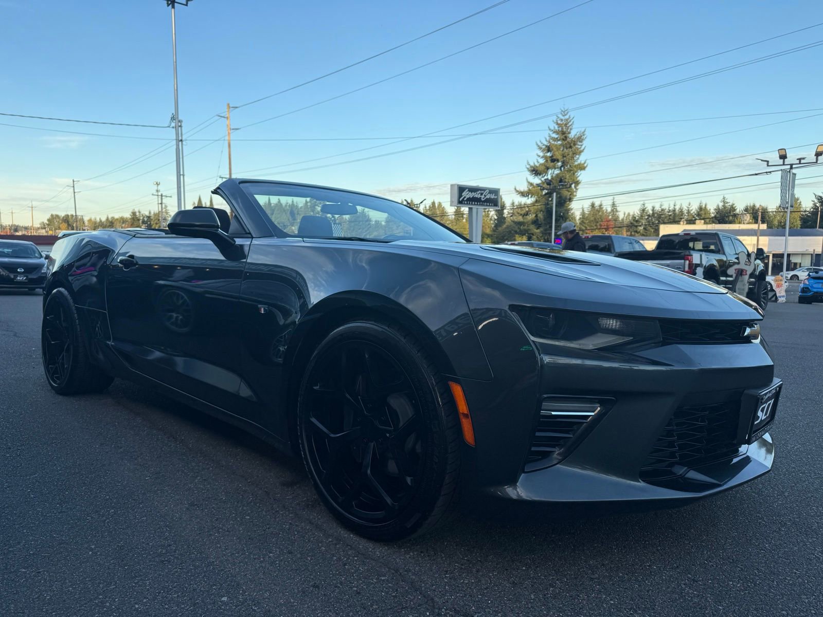 Used 2017 Chevrolet Camaro SS image 3