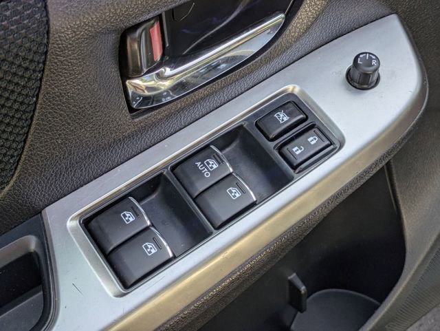 Used 2016 Subaru Crosstrek 2.0i Premium image 11