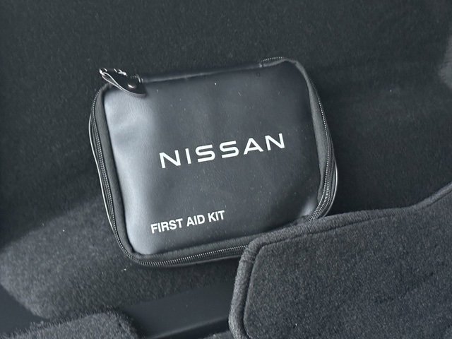 Certified 2023 Nissan Rogue SV image 18