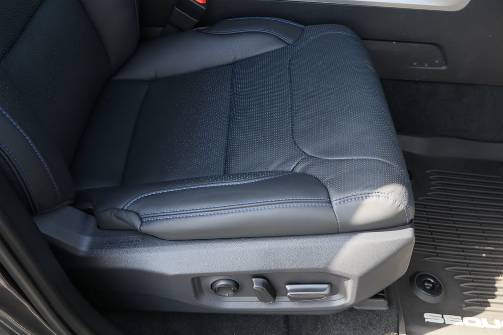 Used 2026 Toyota Sequoia Platinum AWD/4WD image 33