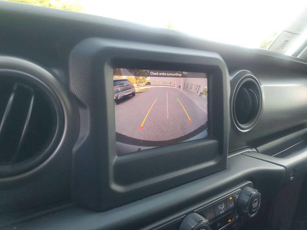 Used 2022 Jeep Wrangler Unlimited Sport AWD/4WD image 26
