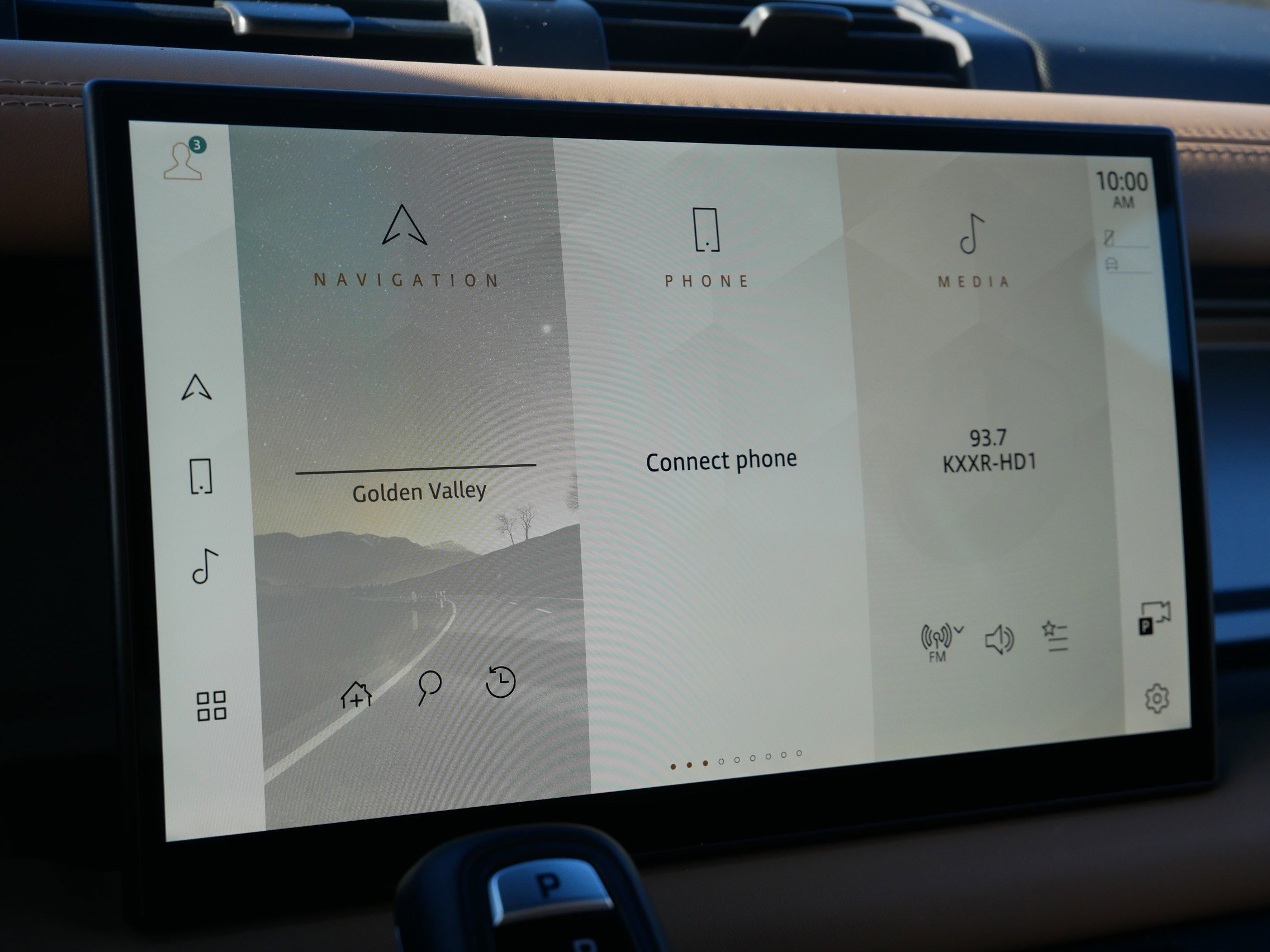 Certified 2025 Land Rover Defender 110 V8 image 28