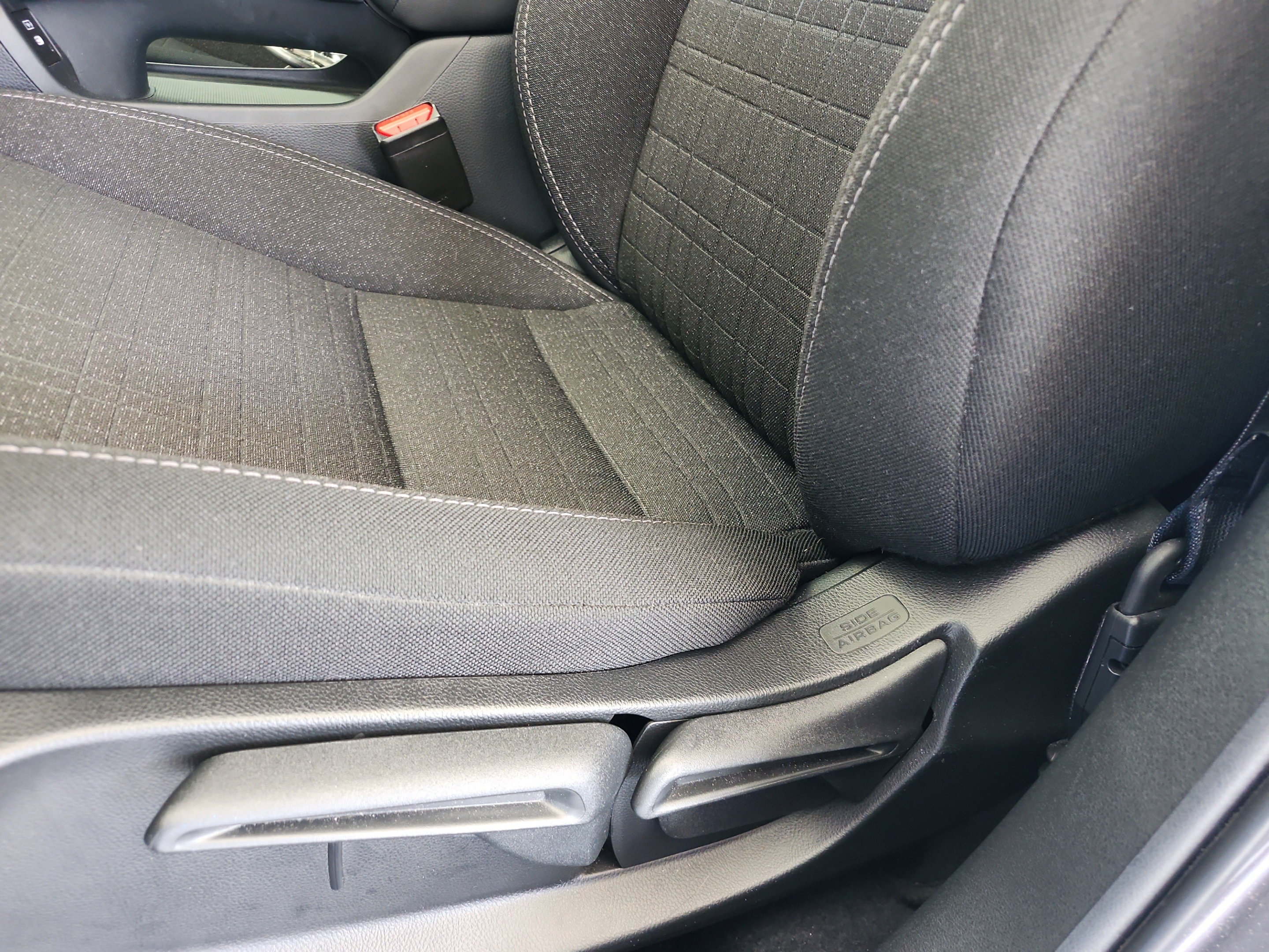 Certified 2026 Honda HR-V LX image 16