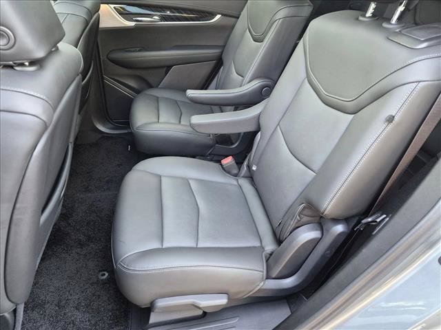 Used 2024 Cadillac XT6 Premium Luxury FWD image 15