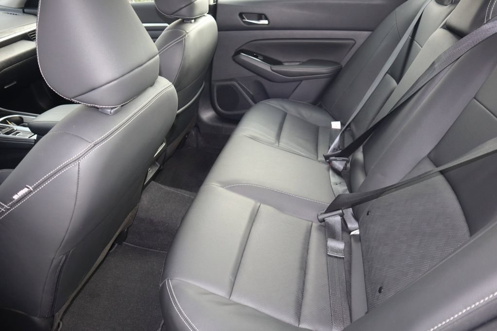 Certified 2025 Nissan Altima 2.5 SL FWD image 18