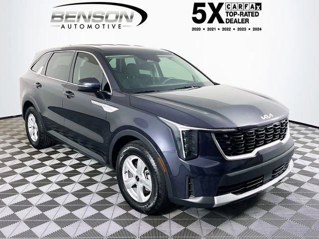 Used 2025 Kia Sorento LX image 1