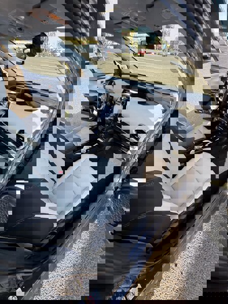 Used 2016 Toyota Prius Four Touring w/ Premium Convenience Package image 27