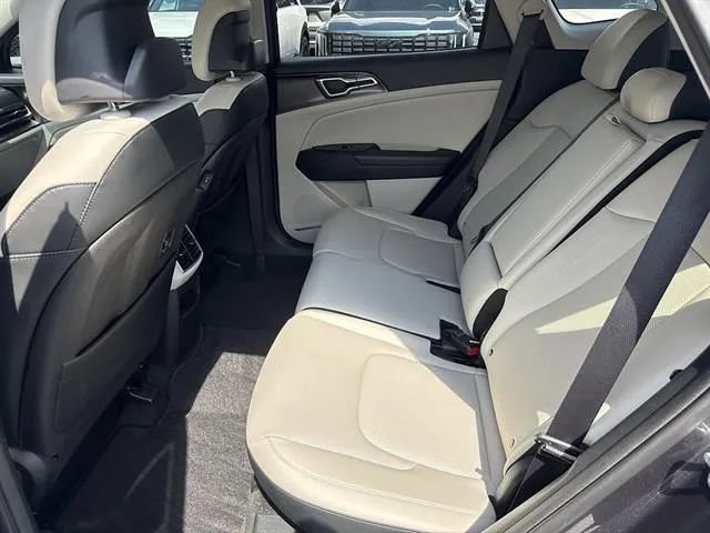 Certified 2023 Kia Sportage EX AWD/4WD image 15
