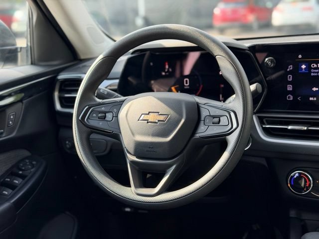 Used 2024 Chevrolet TrailBlazer LS w/ LS Convenience Package AWD/4WD image 21