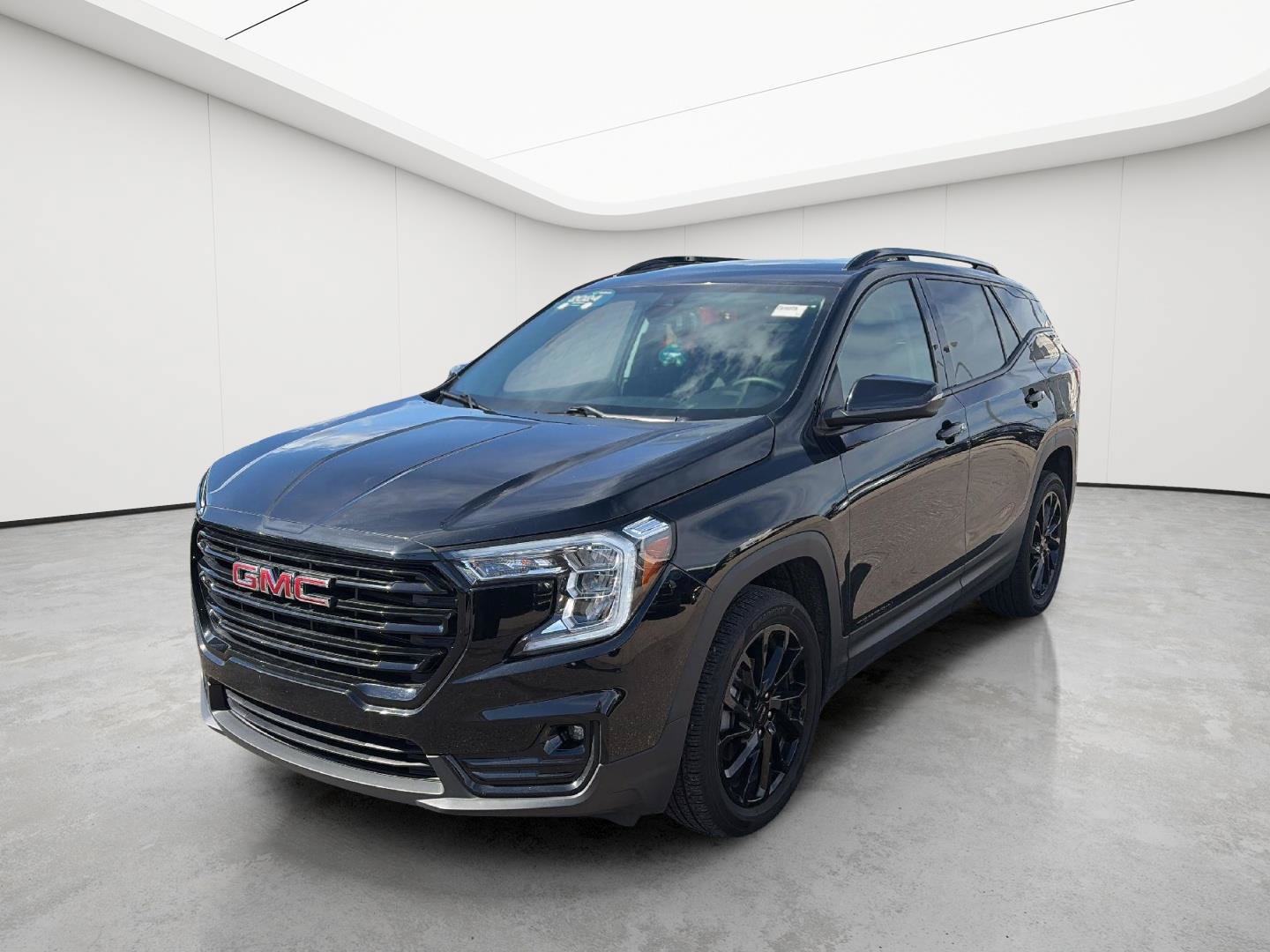Certified 2024 GMC Terrain SLT w/ Elevation Edition AWD/4WD image 3