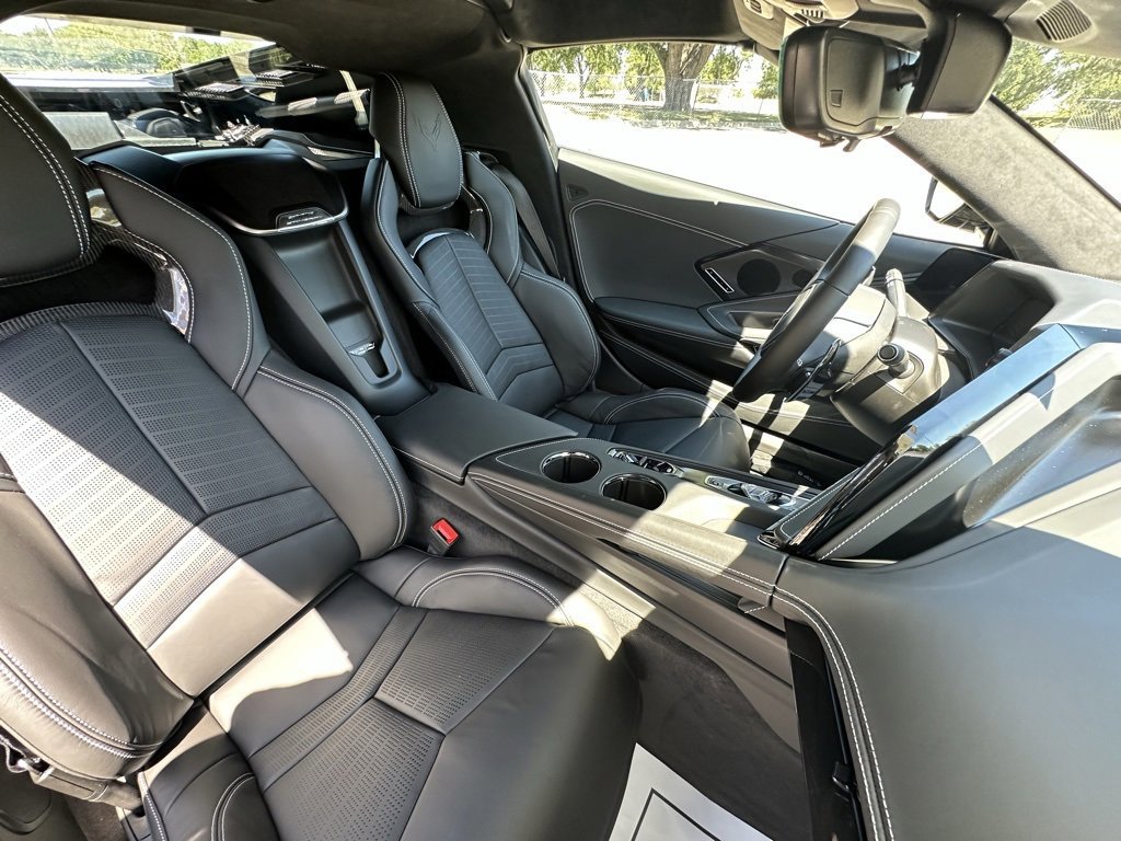 New 2026 Chevrolet Corvette Stingray Premium Cpe w/ Stealth Interior Trim Package image 20