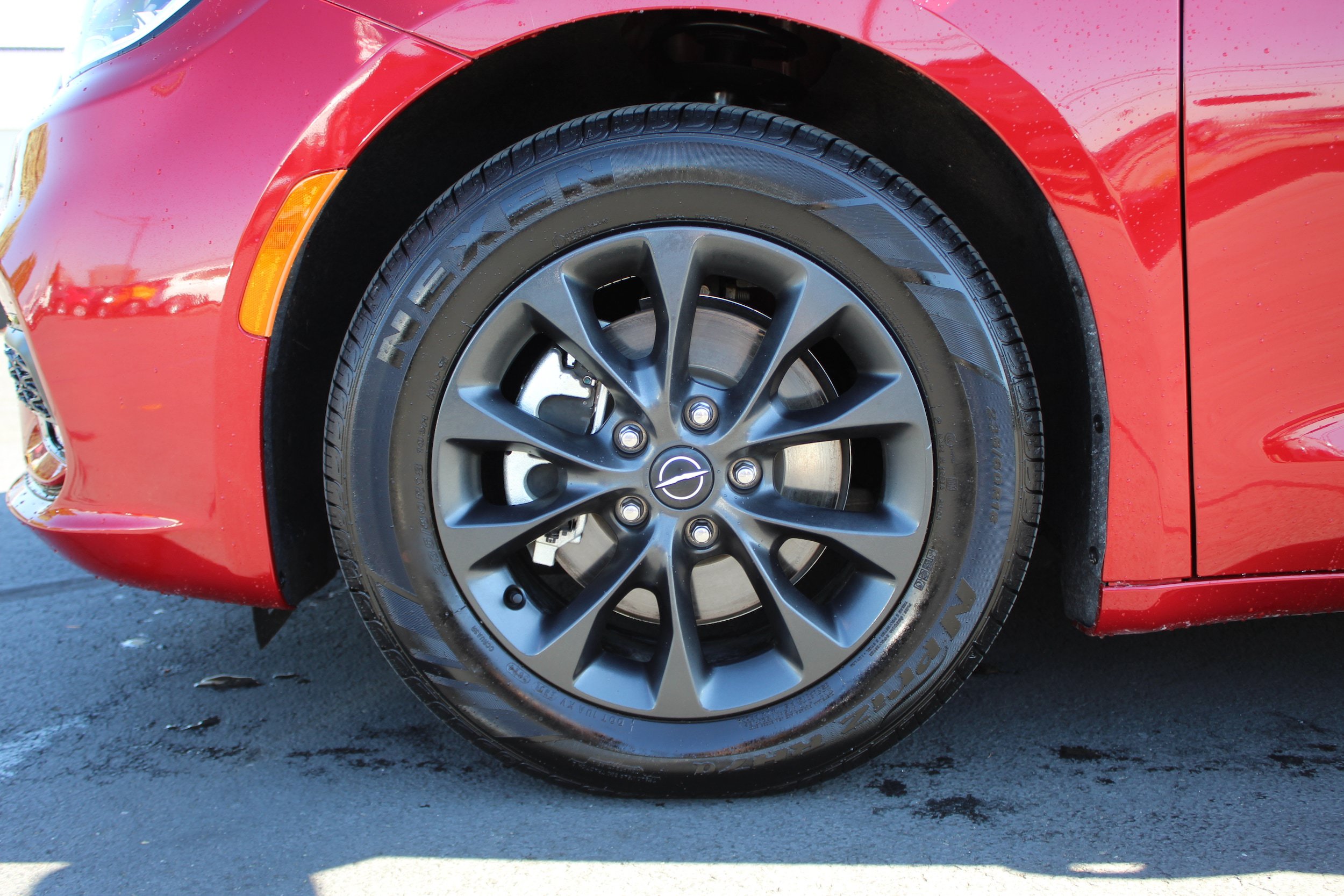 Used 2025 Chrysler Pacifica Select w/ Fav Edition Package FWD image 13