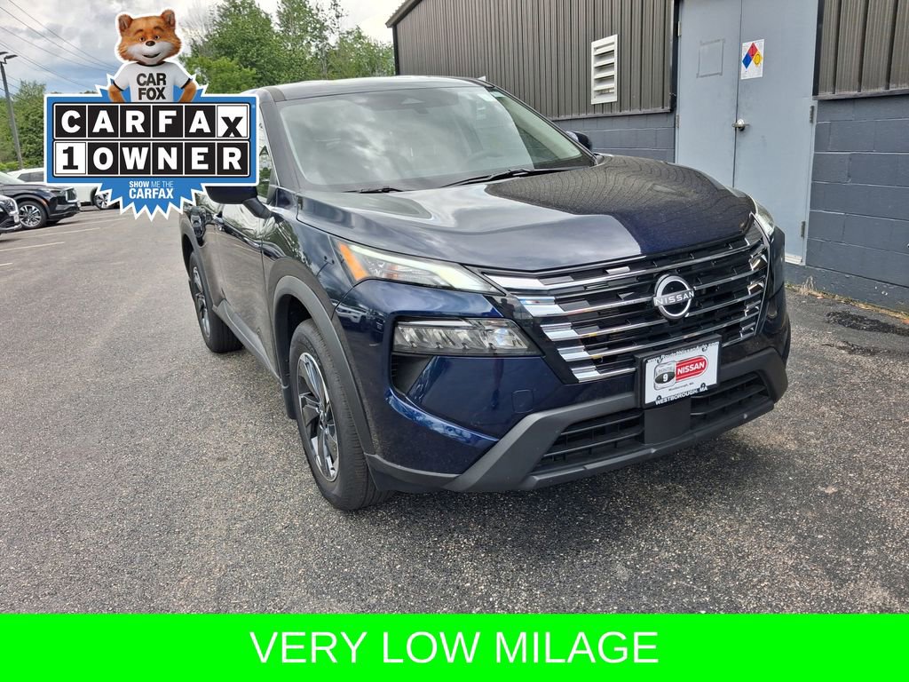 Certified 2026 Nissan Rogue SV AWD/4WD image 1
