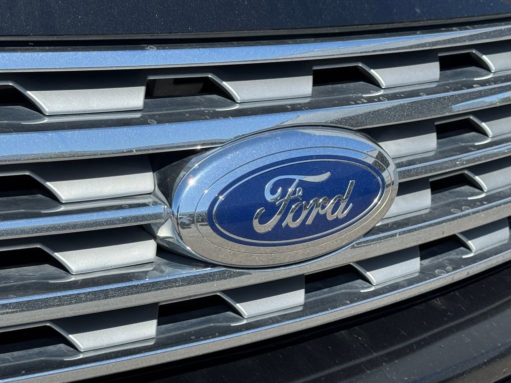 Used 2019 Ford Expedition Limited w/ Equipment Group 301A RWD image 23