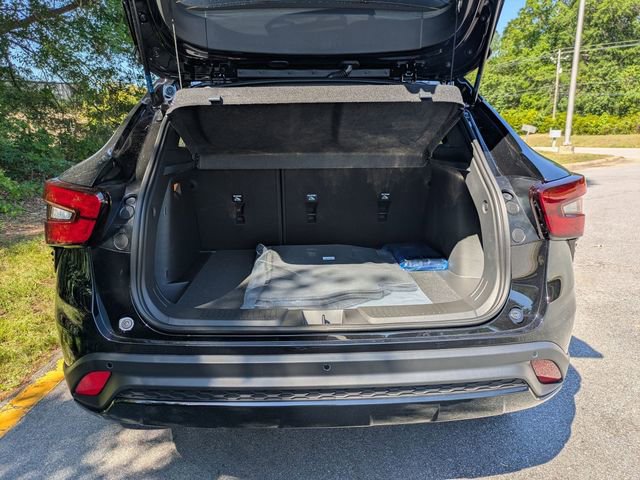 New 2026 Chevrolet Trax RS w/ Sunroof Package FWD image 28