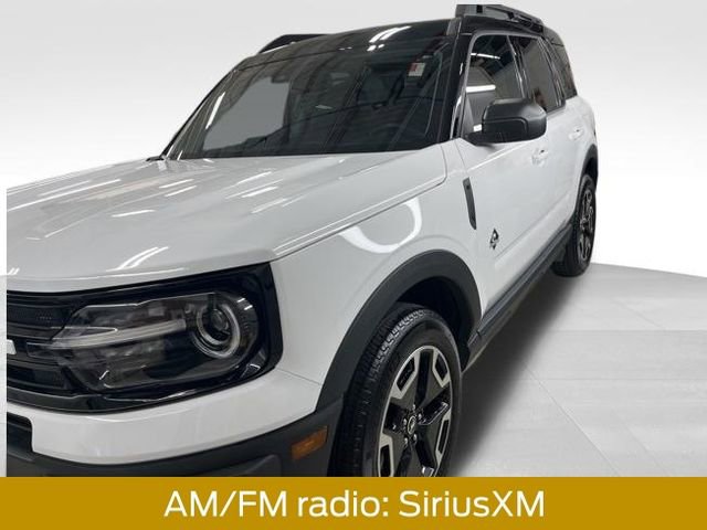Certified 2024 Ford Bronco Sport Outer Banks AWD/4WD image 3