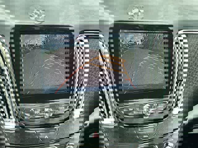 Used 2017 Chevrolet Malibu LT image 26