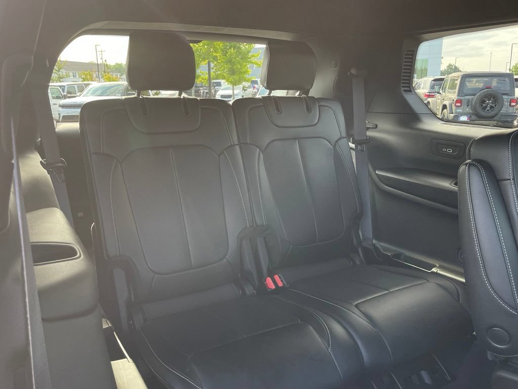 Used 2025 Jeep Grand Cherokee L Limited w/ Luxury Tech Group II AWD/4WD image 38
