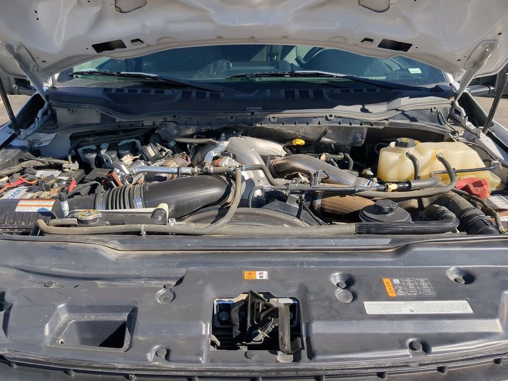 Used 2022 Ford F550 4x4 Crew Cab Super Duty image 29