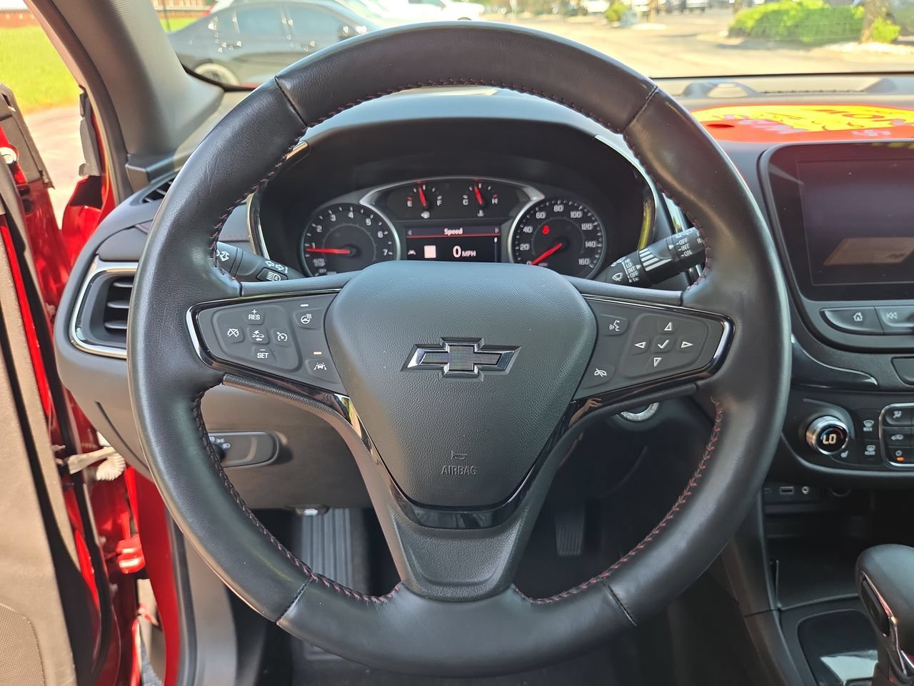 Used 2022 Chevrolet Equinox RS w/ Infotainment Package FWD image 27
