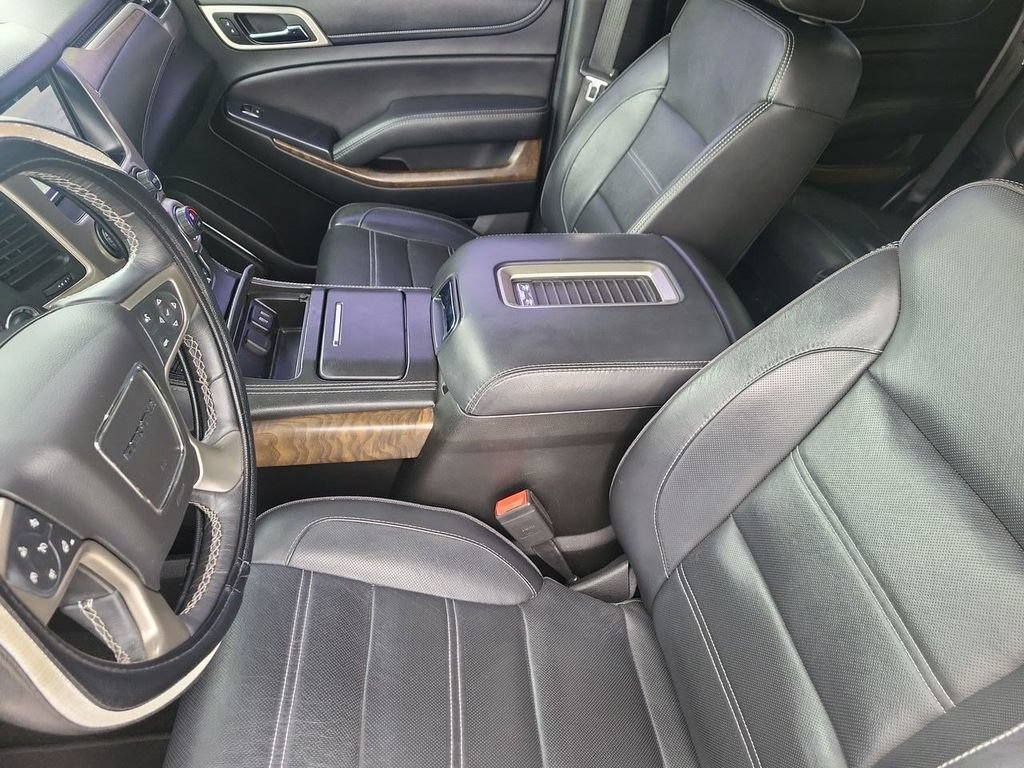 Used 2018 GMC Yukon Denali w/ Open Road Package AWD/4WD image 26