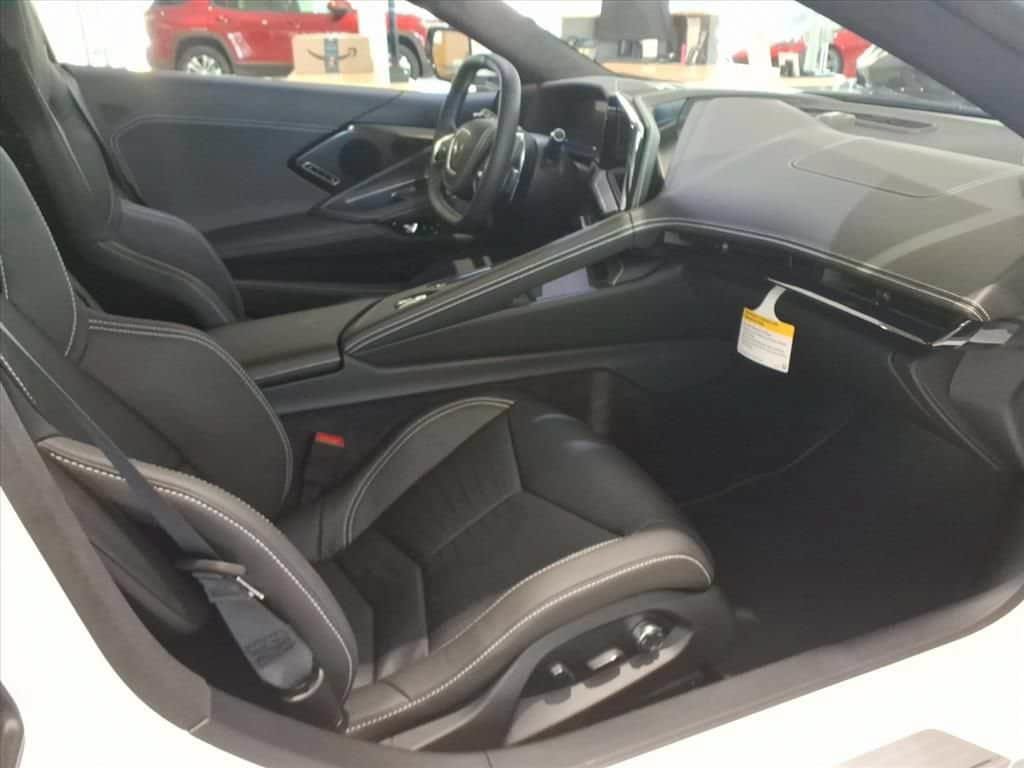 New 2027 Chevrolet Corvette Grand Sport w/ Z52 Sport Performance Package RWD image 19