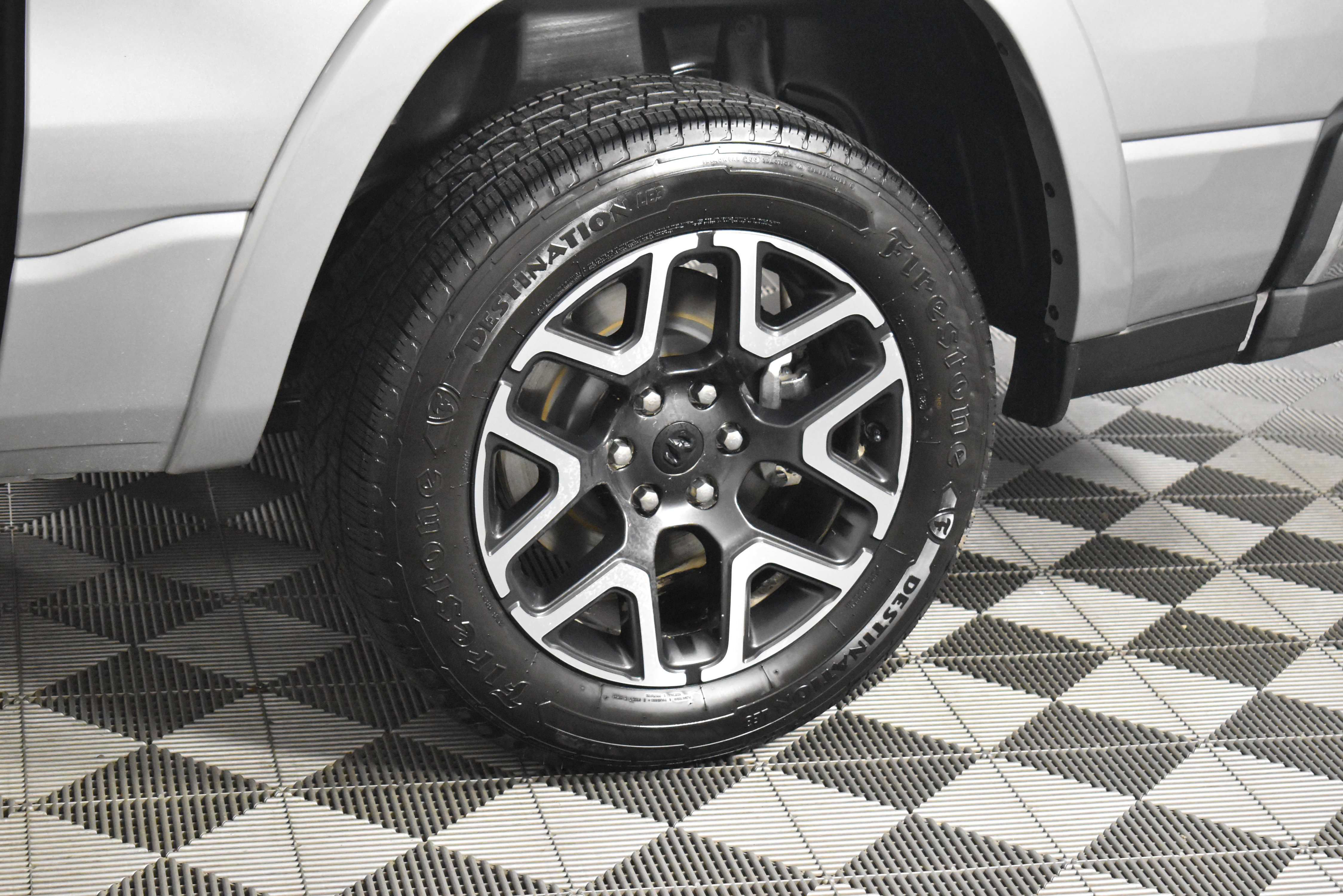 Used 2025 RAM 1500 Laramie image 57