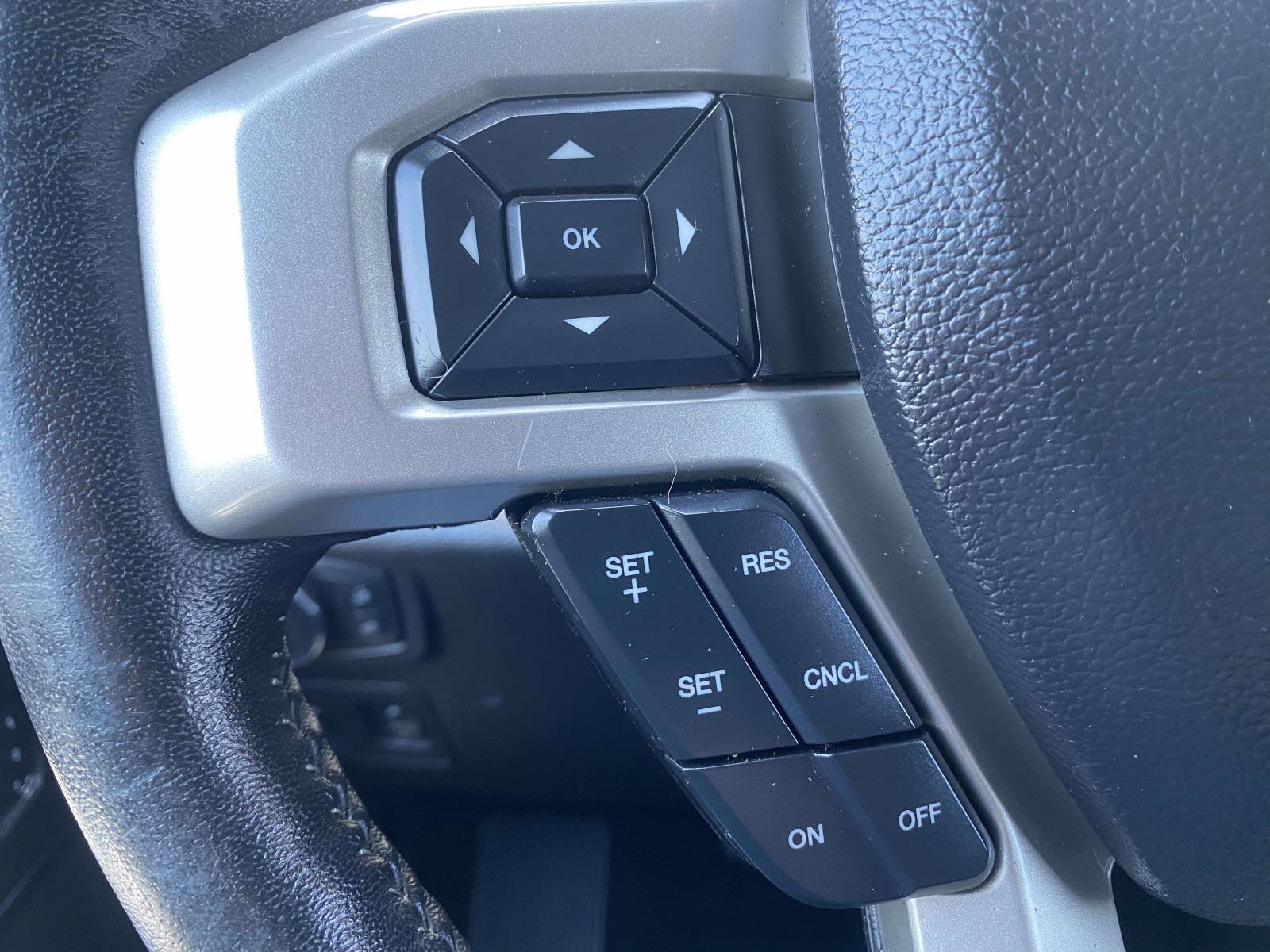 Certified 2020 Ford F150 Lariat RWD image 20