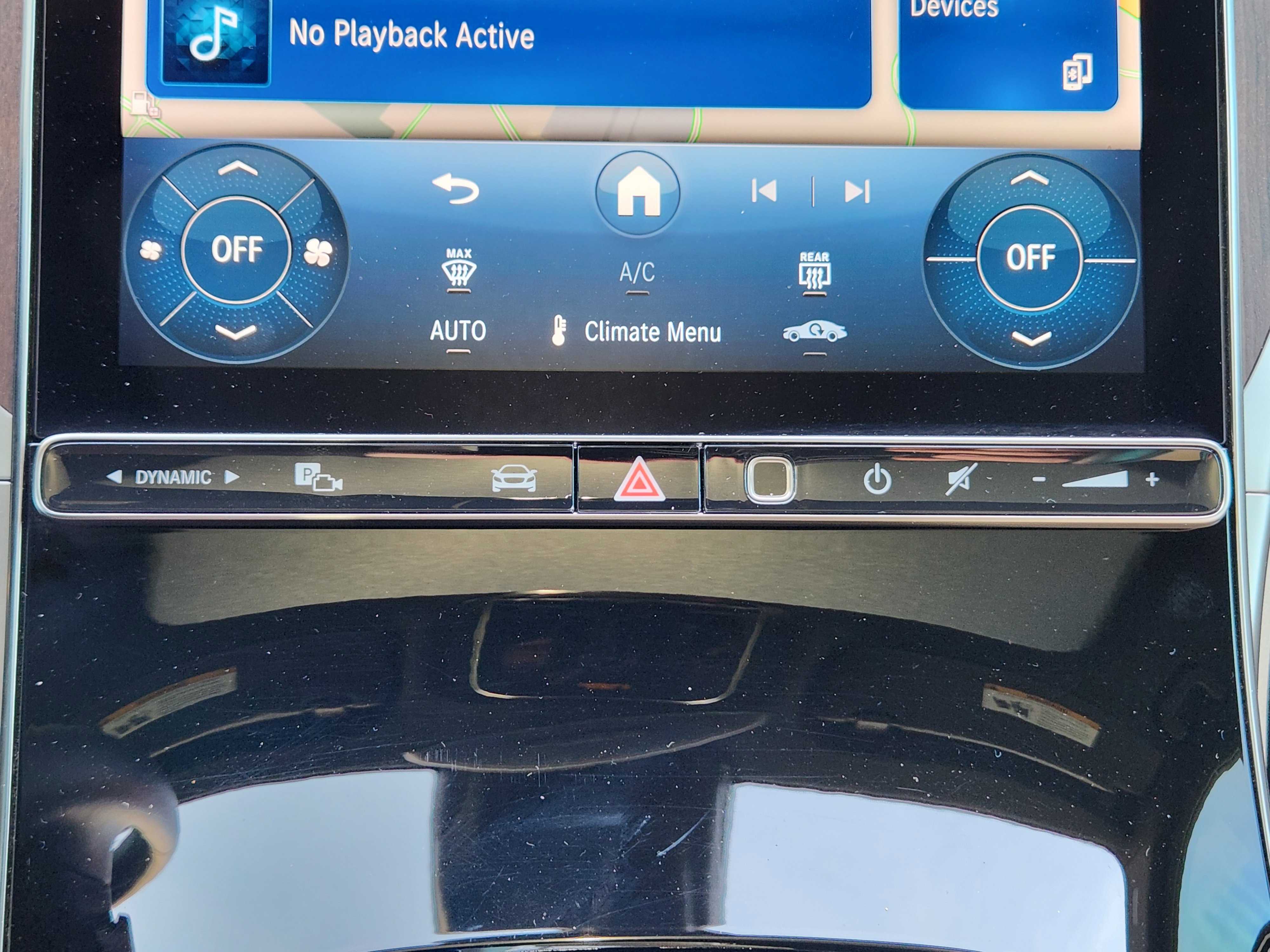 Used 2025 Mercedes-Benz GLC 300 300 image 17