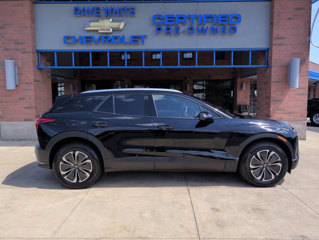 Used 2024 Chevrolet Blazer EV LT AWD/4WD image 9