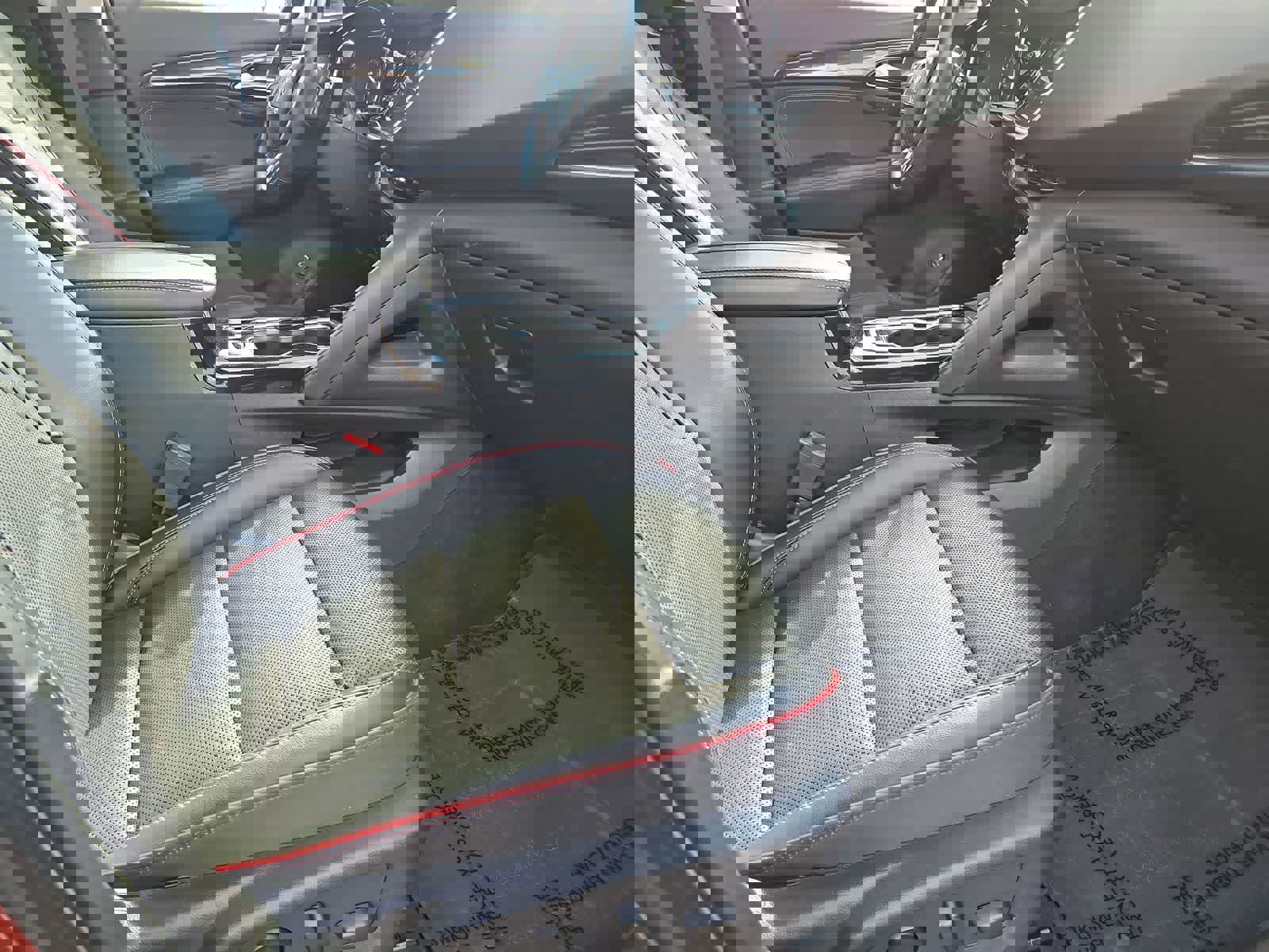 Used 2022 Buick Envision Essence w/ Sport Touring Package image 22