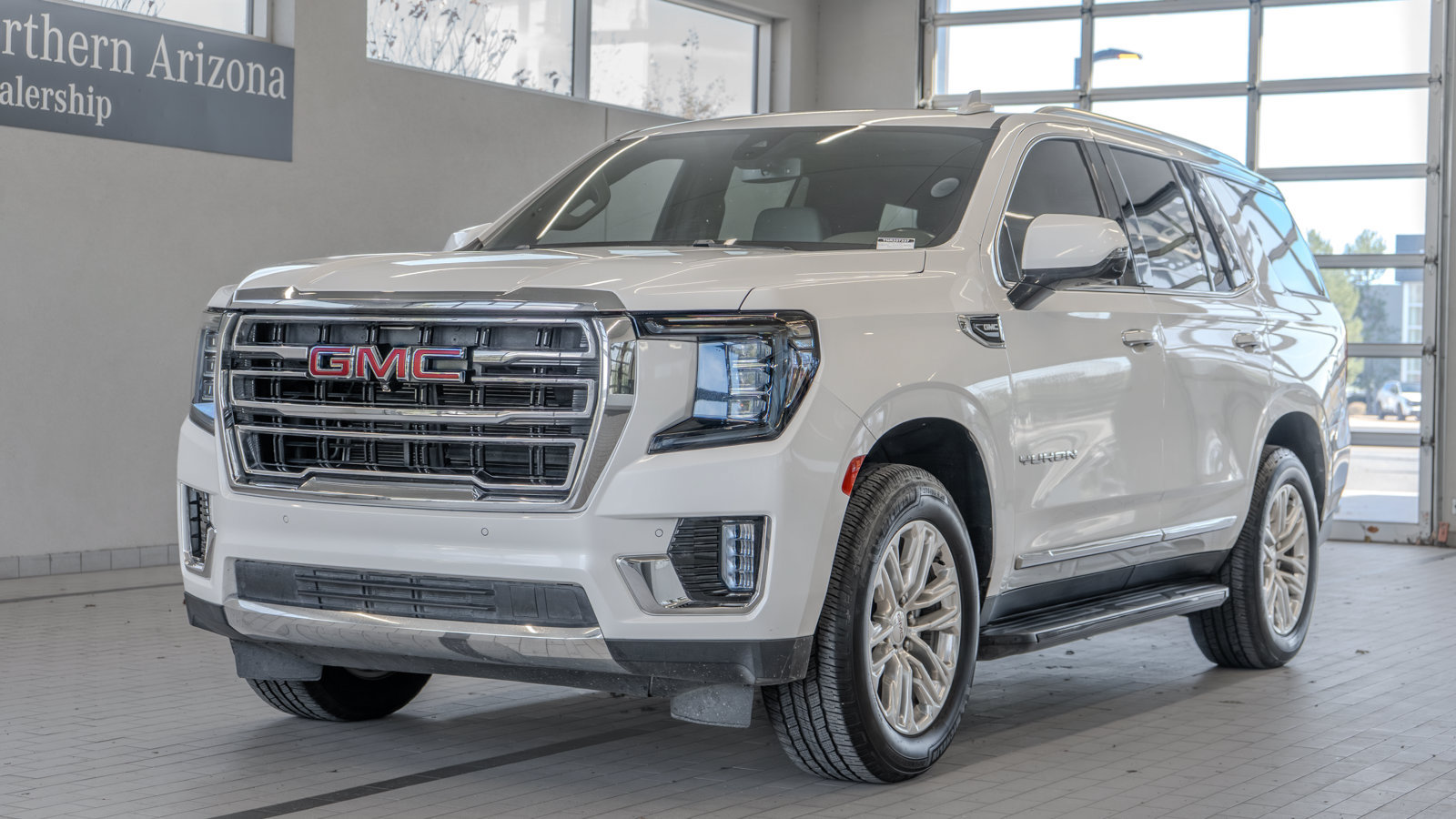 Used 2022 GMC Yukon SLT w/ SLT Premium Package AWD/4WD image 25