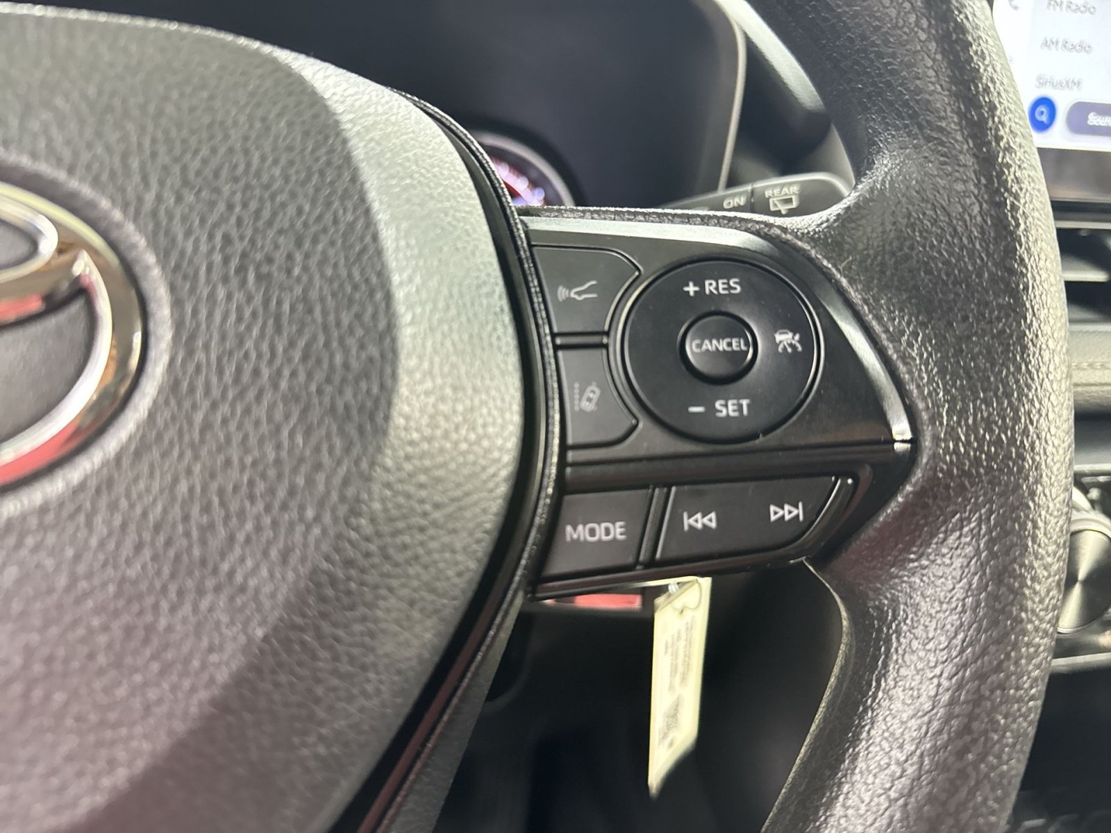 Used 2025 Toyota RAV4 LE AWD/4WD image 44