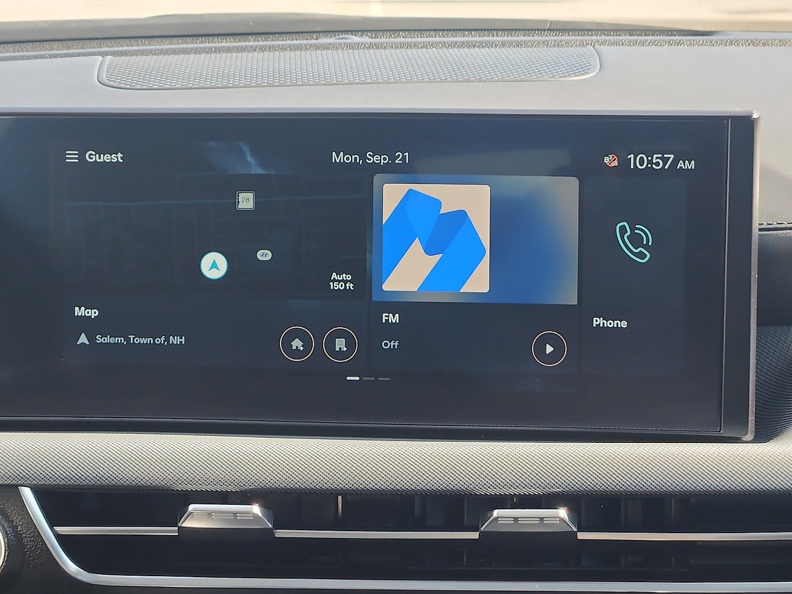 Certified 2025 Hyundai Sonata SEL FWD image 17