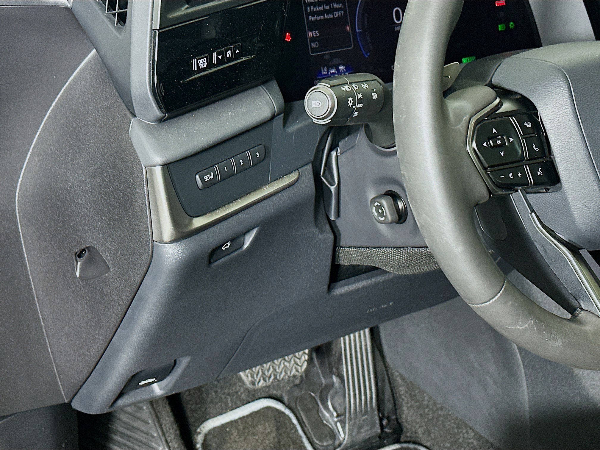 Used 2024 Lexus RZ 300e Premium w/ Accessory Package (Z1) FWD image 17