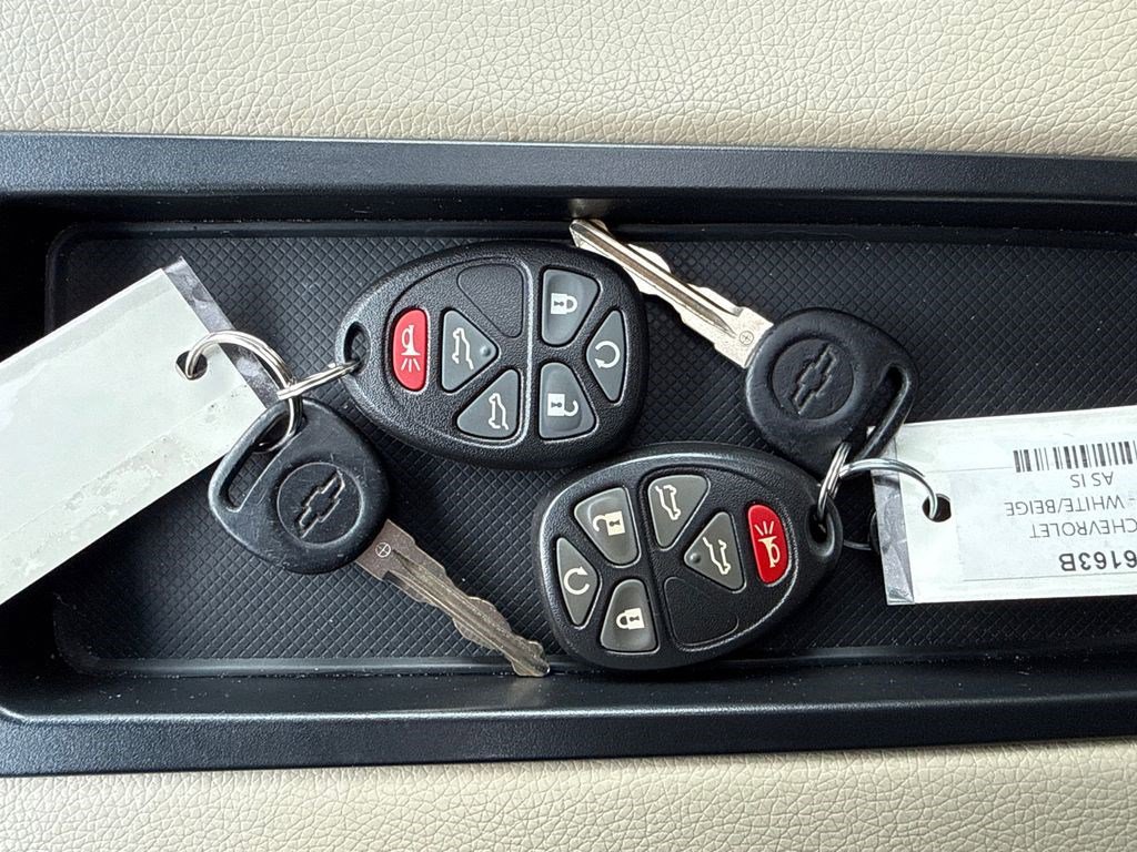 Used 2012 Chevrolet Tahoe LT w/ Suspension Package, Off-Road image 4