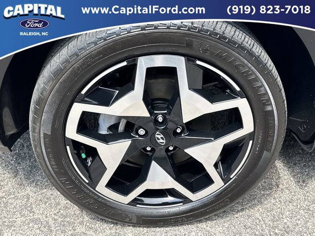 Used 2024 Hyundai Santa Cruz Limited AWD/4WD image 13