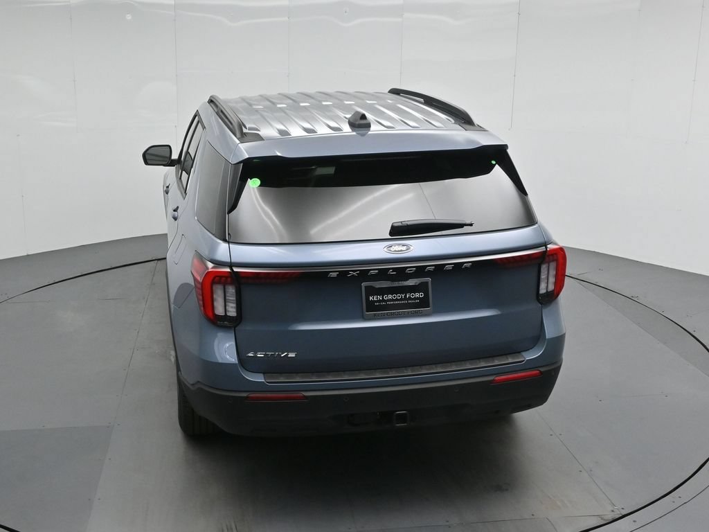 New 2026 Ford Explorer Active RWD image 39