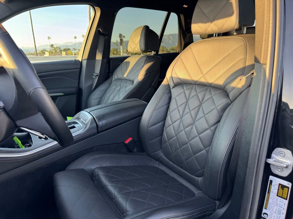 Used 2024 BMW X5 xDrive40i w/ Premium Package image 5