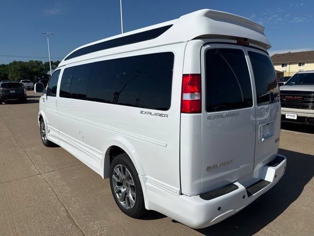 New 2026 GMC Savana 2500 Extended w/ Driver Convenience Package RWD image 5