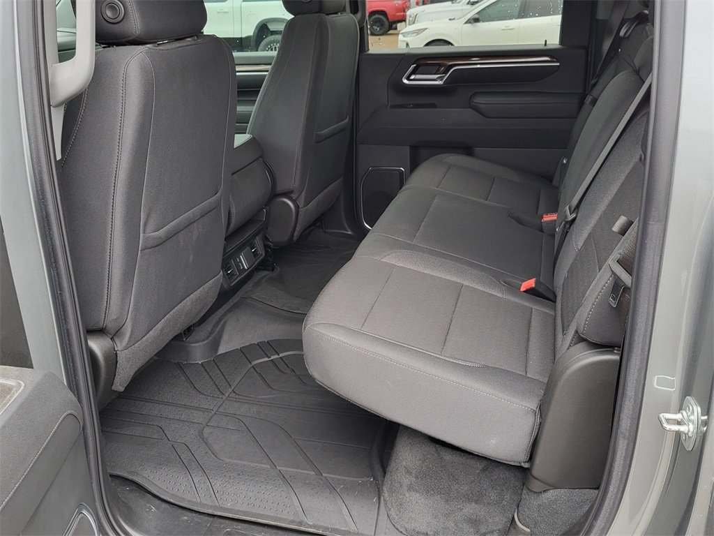 Used 2025 Chevrolet Silverado 2500 LT w/ Texas Edition image 12