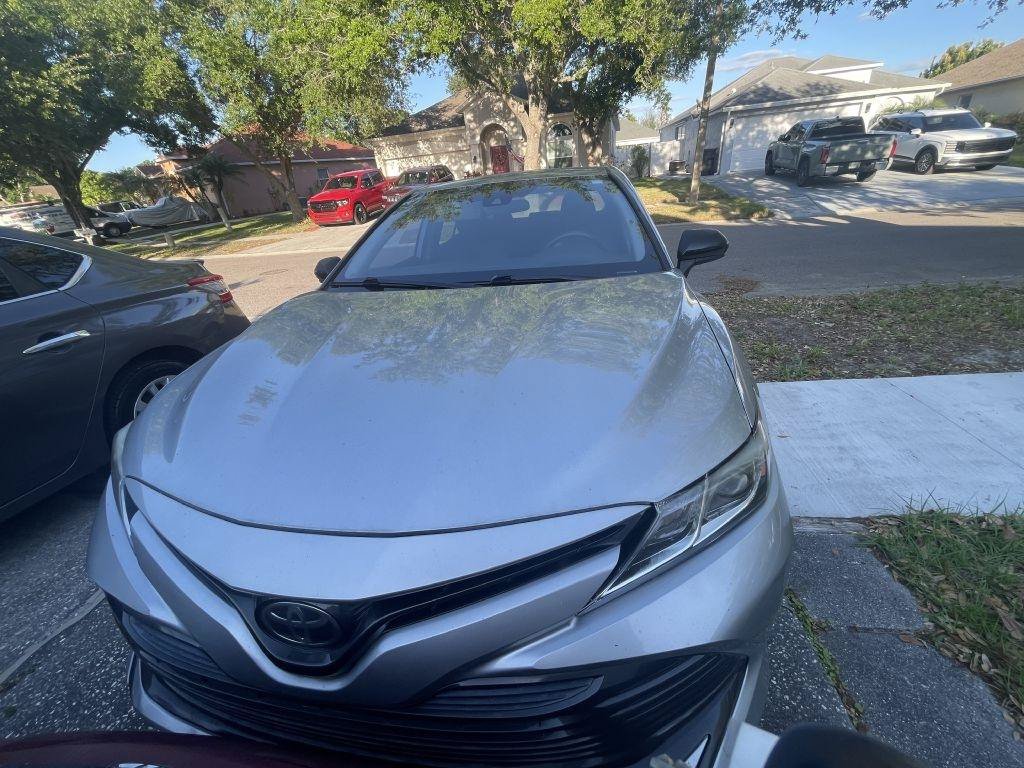 Used 2019 Toyota Camry LE FWD image 2