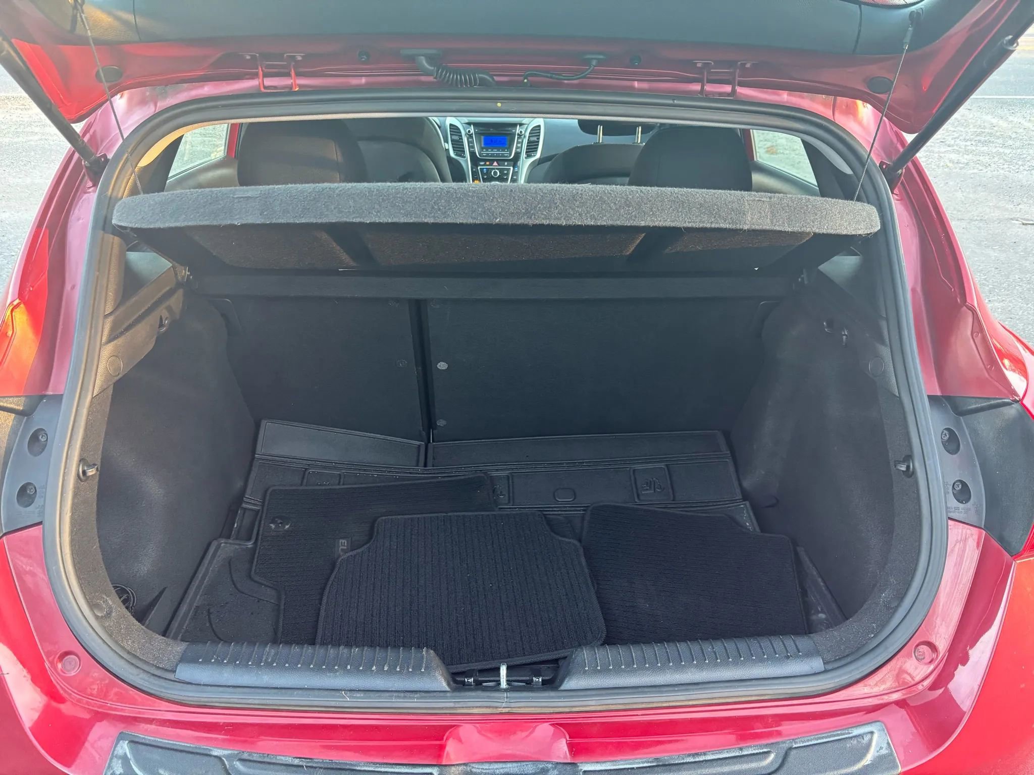 Used 2016 Hyundai Elantra GT image 14