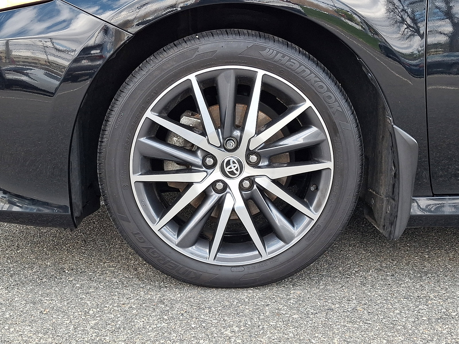 Certified 2024 Toyota Camry XLE w/ Navigation Package image 8