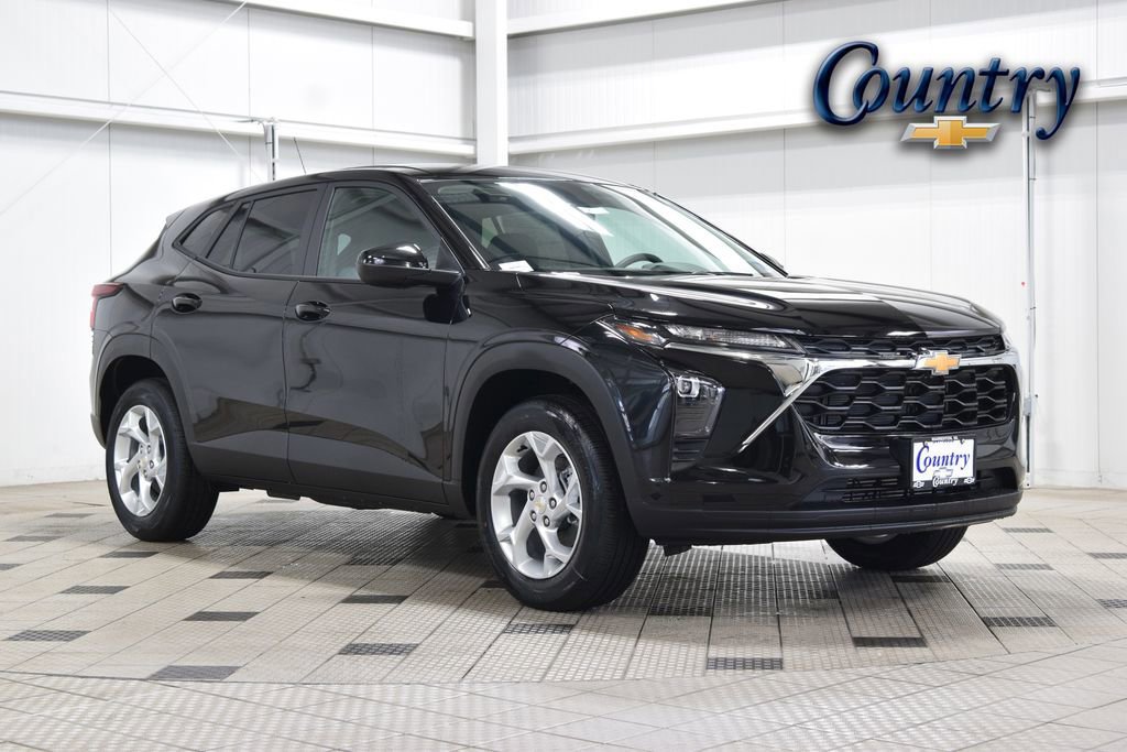 New 2026 Chevrolet Trax LS w/ LS Convenience Package FWD image 1