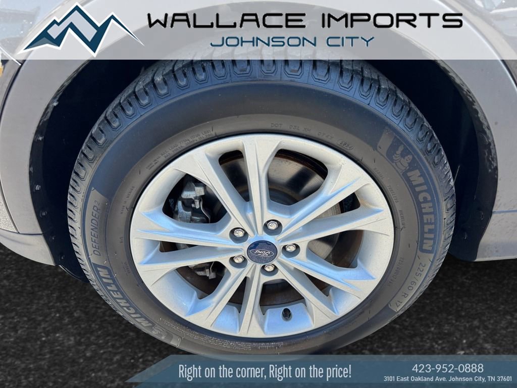 Used 2019 Ford Escape SEL AWD/4WD image 9