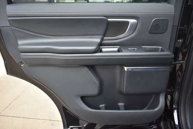 Used 2025 Ford Expedition Platinum w/ Stealth Performance Package image 37